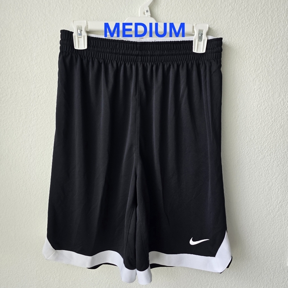 Nike Men's Practice Short - Size M and L - Black - Picture 4 of 10